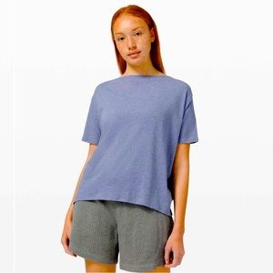 Lululemon Back in Action Short Sleeve Tshirt L Water Drop